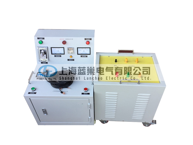 LCBP-15KVA三倍頻高壓發(fā)生器整個(gè)裝置采用一體化和分體式設(shè)計(jì)，操作更簡便，運(yùn)輸更輕松，是新一代的電氣試驗(yàn)設(shè)備。