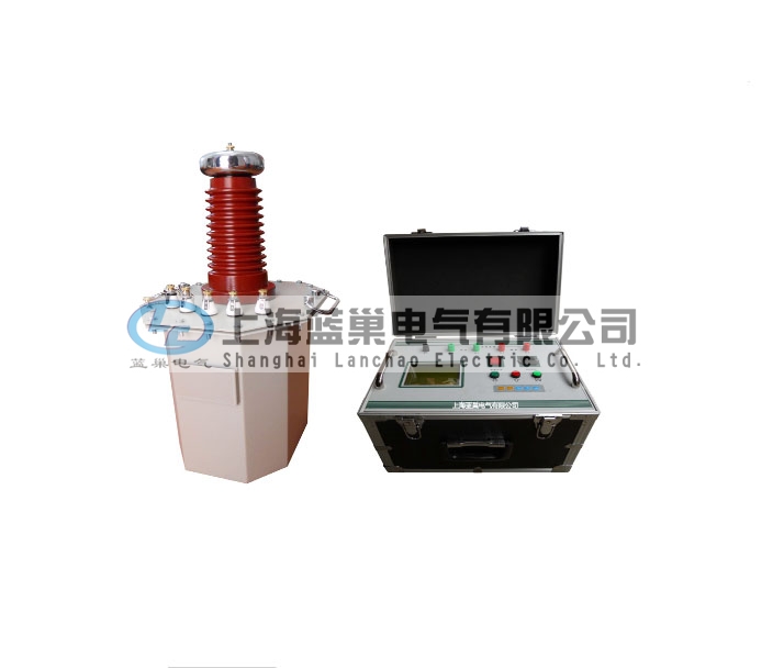 LCSB-Z型程控工頻耐壓試驗裝置（箱）是上海藍巢電氣根據(jù)國家最新行業(yè)試驗標(biāo)準(zhǔn)而設(shè)計的試驗設(shè)備，其安全可靠、功能強大、使用方便、維護簡單